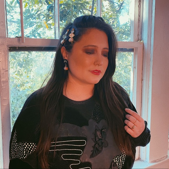 ๐ฆโจโฎ๏ธ MEET YOUR POSHER โฎ๏ธโจ๐ฆ - Picture 2 of 8